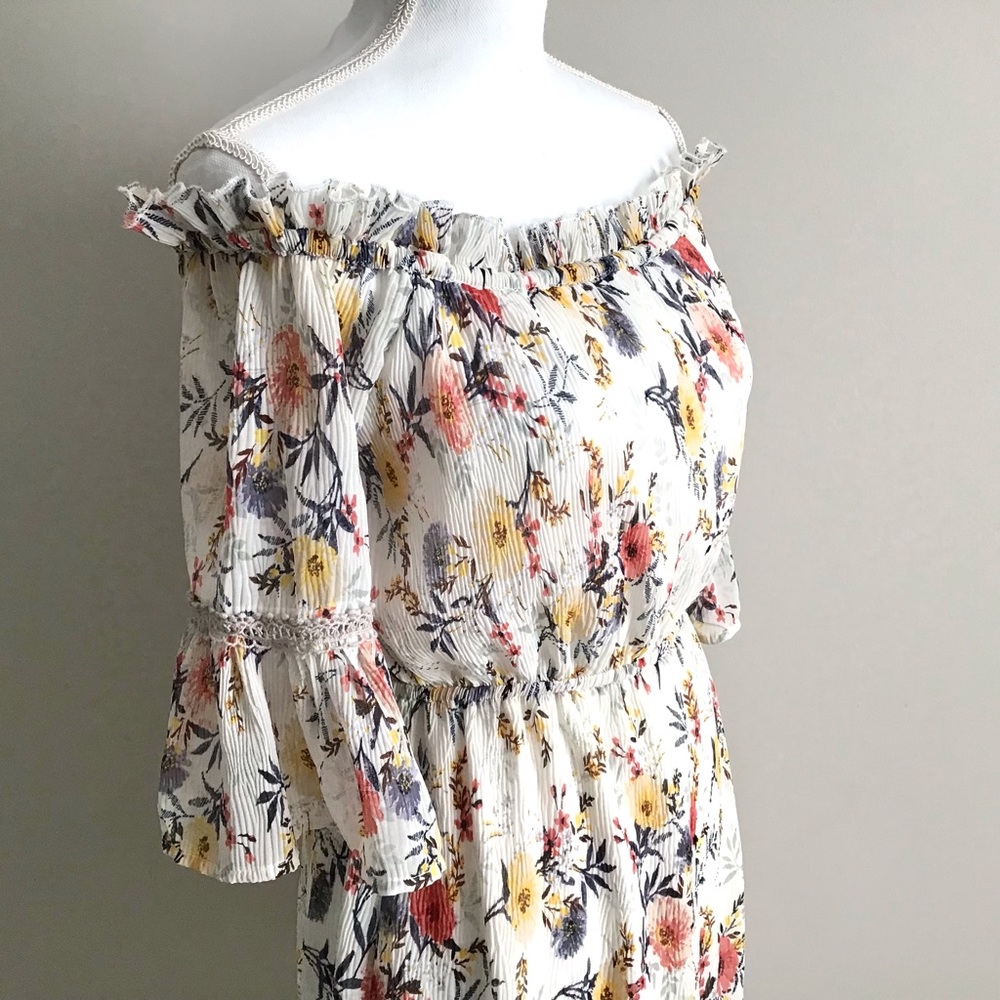 RARE Floral Dresss ASO Alexis Rose in Schitt’s Creek - Picture 13 of 14